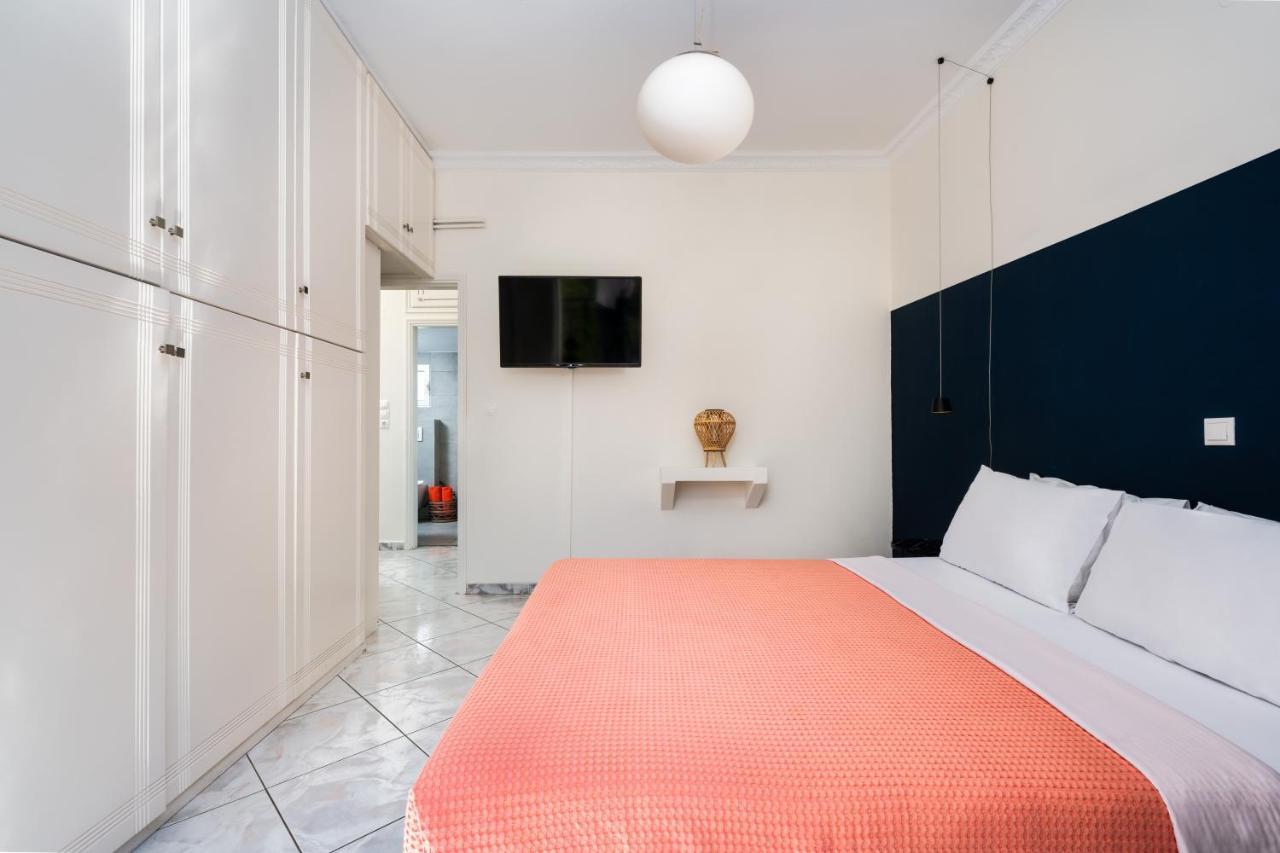 Modern 2 Bed Apartment In Downtown Of Fira エクステリア 写真