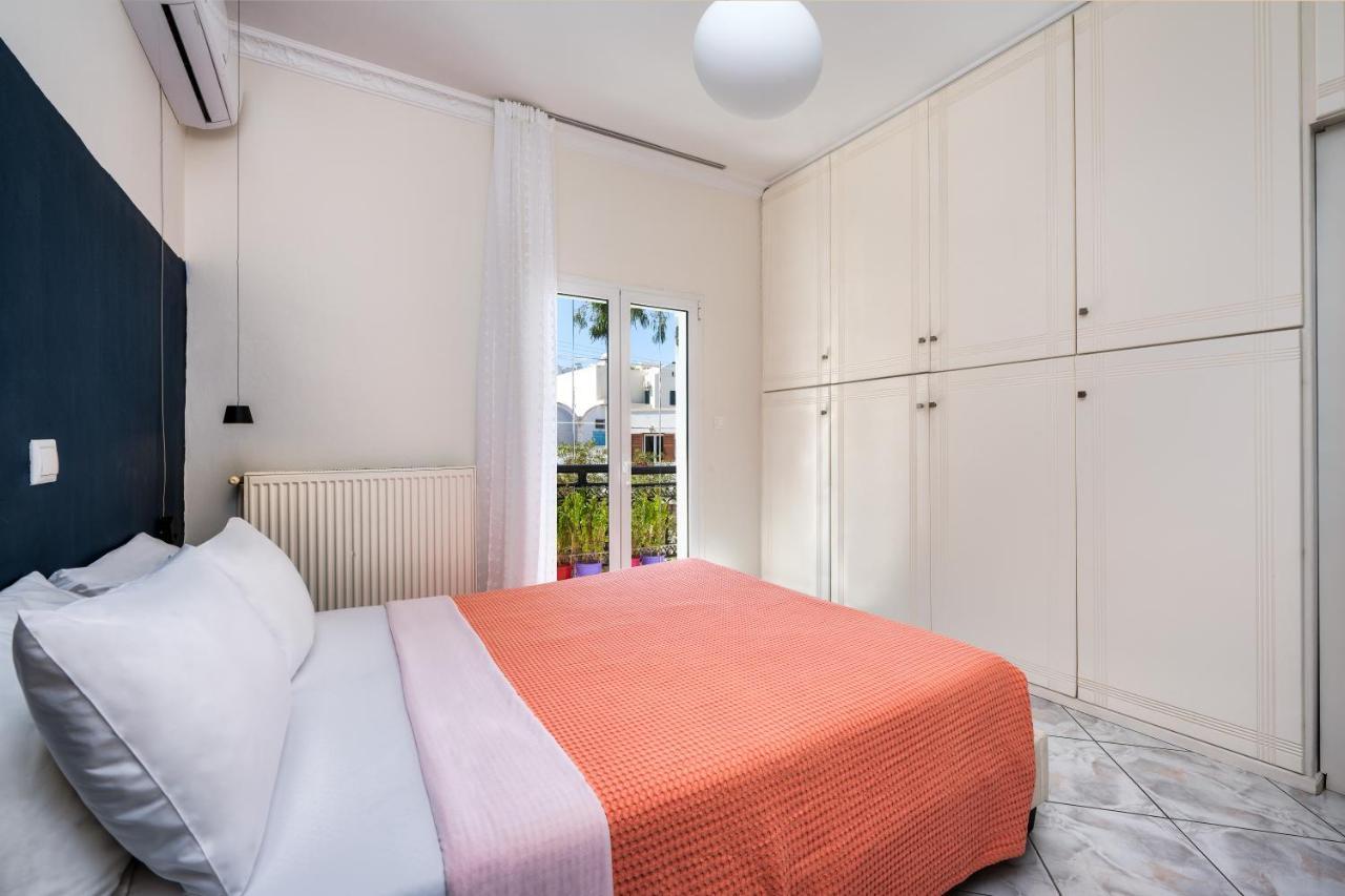 Modern 2 Bed Apartment In Downtown Of Fira エクステリア 写真